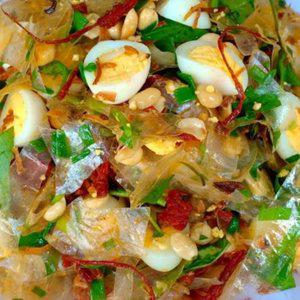 banh-trang-tron-trung-cut