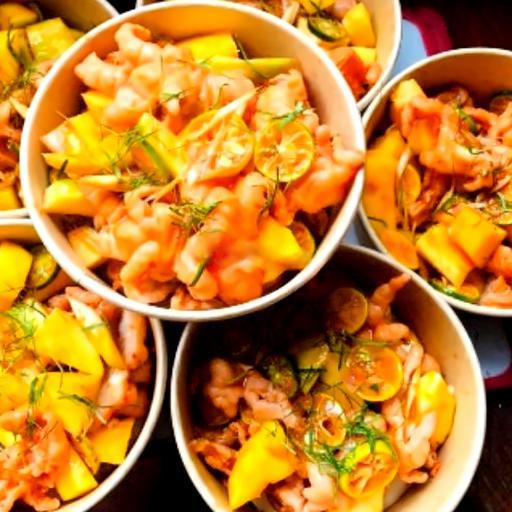 chan-ga-rut-xuong-sot-thai-size-s-kem-nuoc-cham