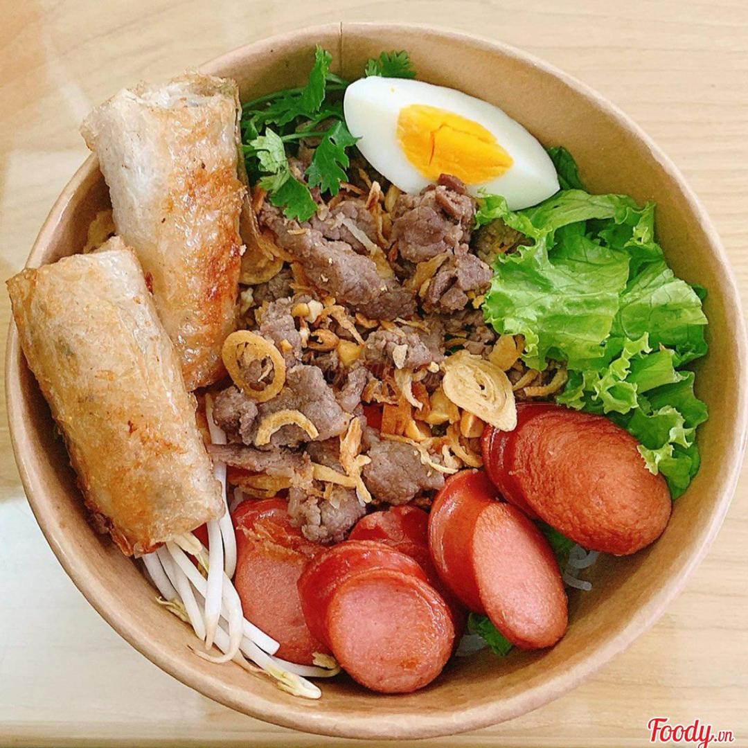 1-bun-bo-tron-ac-biet-1-tra-quat