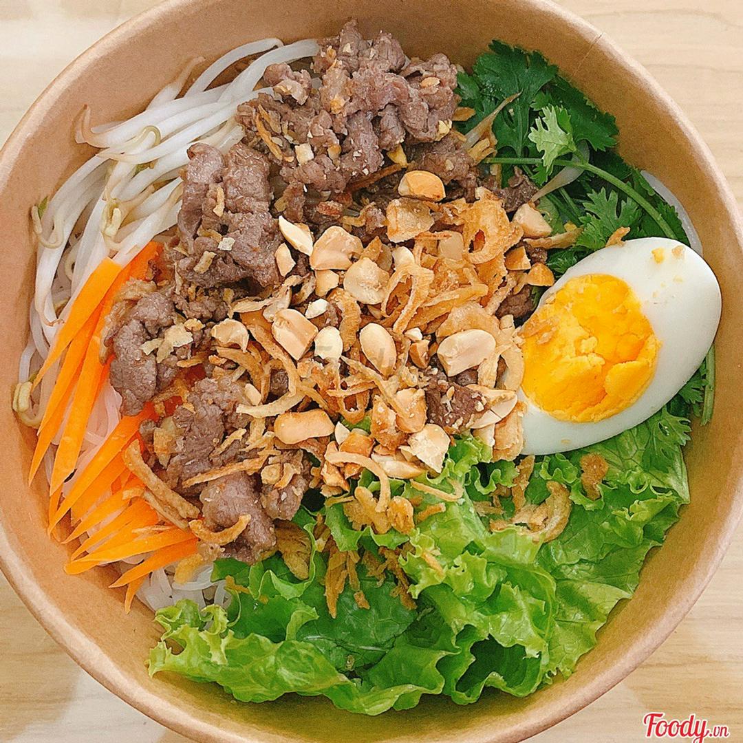 2-suat-bun-bo-tron-nam-bo-2-coca