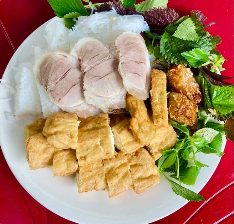 bun-au-cha-nem-cha-com-thit-chan-gio