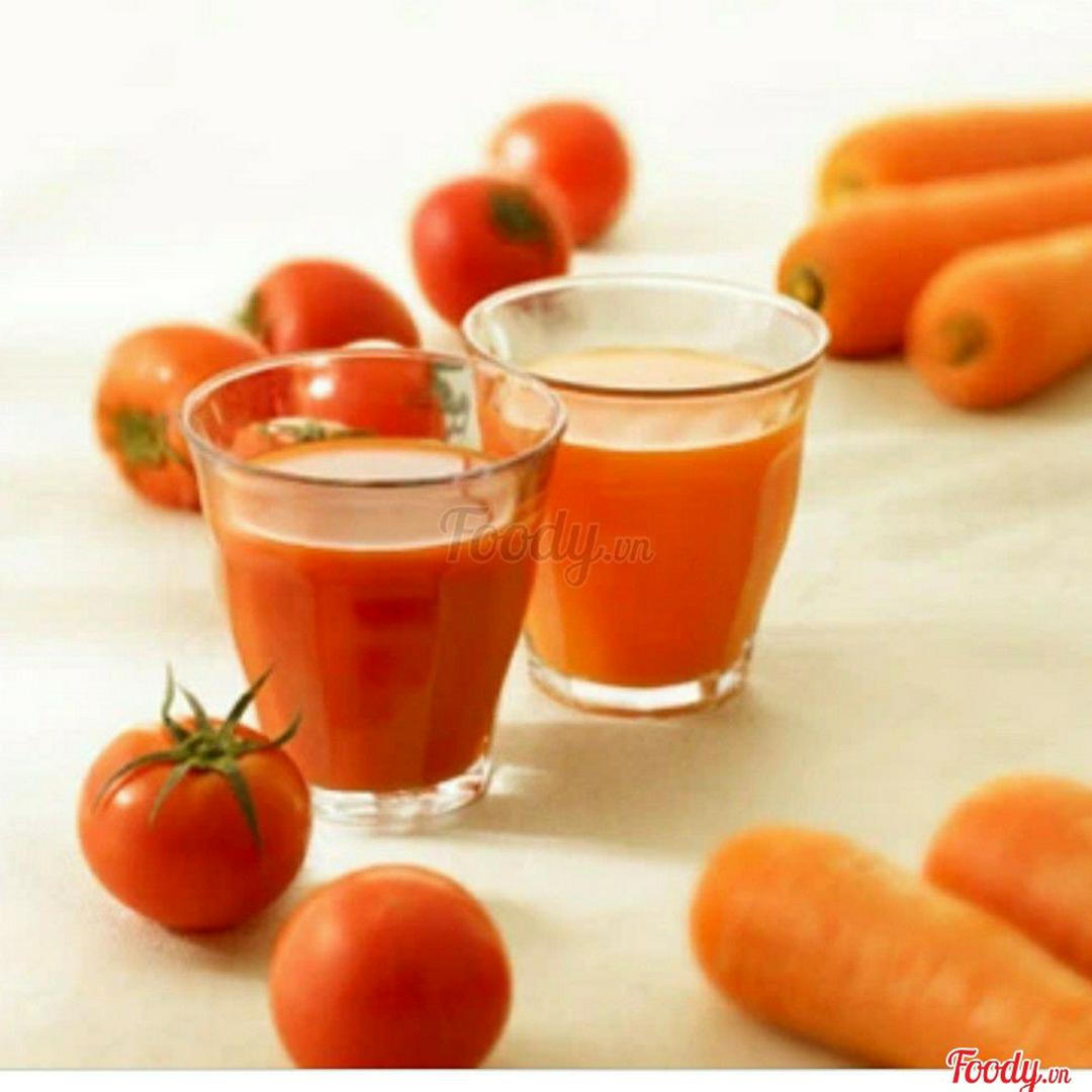 nuoc-ep-ca-chua-ca-rot