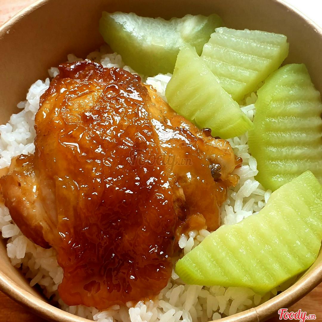 com-ga-sot-chua-ngot