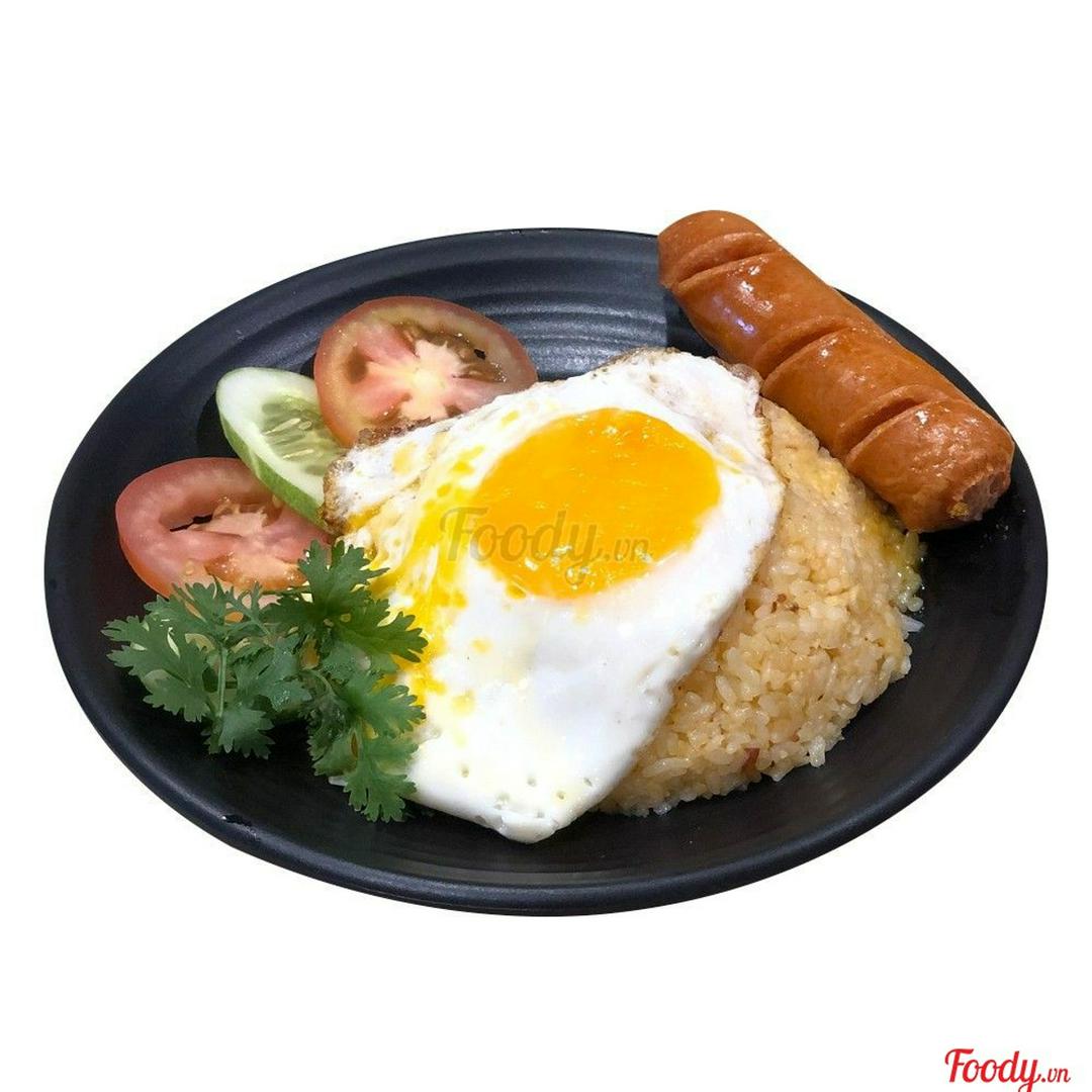 com-xuc-xich-uc-trung-com-trang