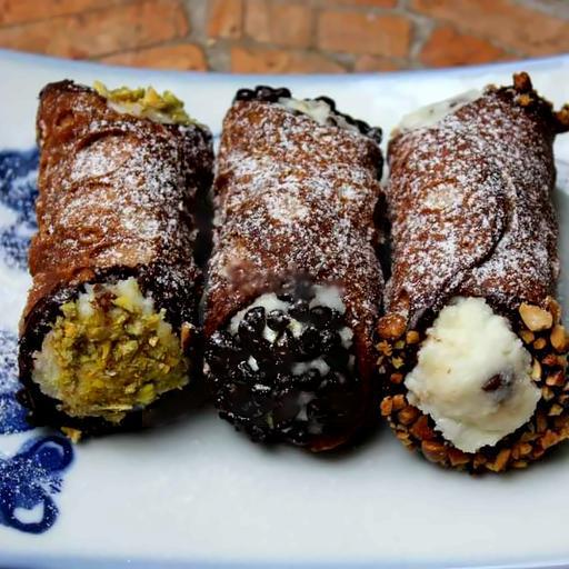 cannoli-pistachio