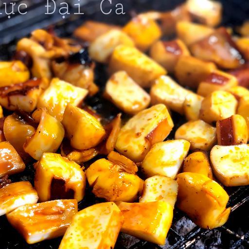 muc-ai-ca-nuong-sot-tieu-hongkong