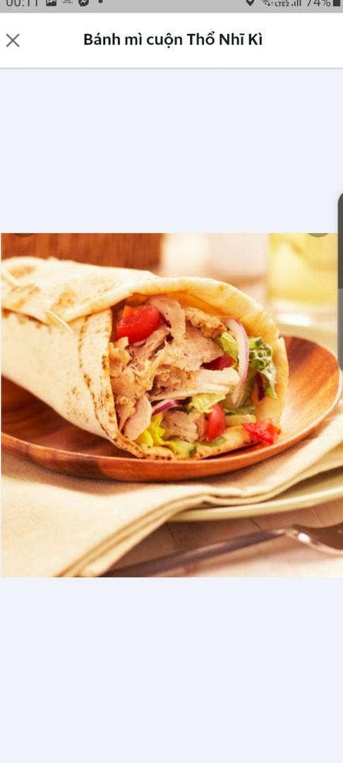 banh-cuon-cuon-kebab-tho-nhi-ky