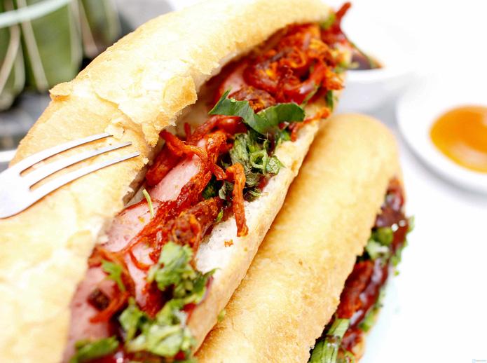 banh-mi-xa-xiu-1-o