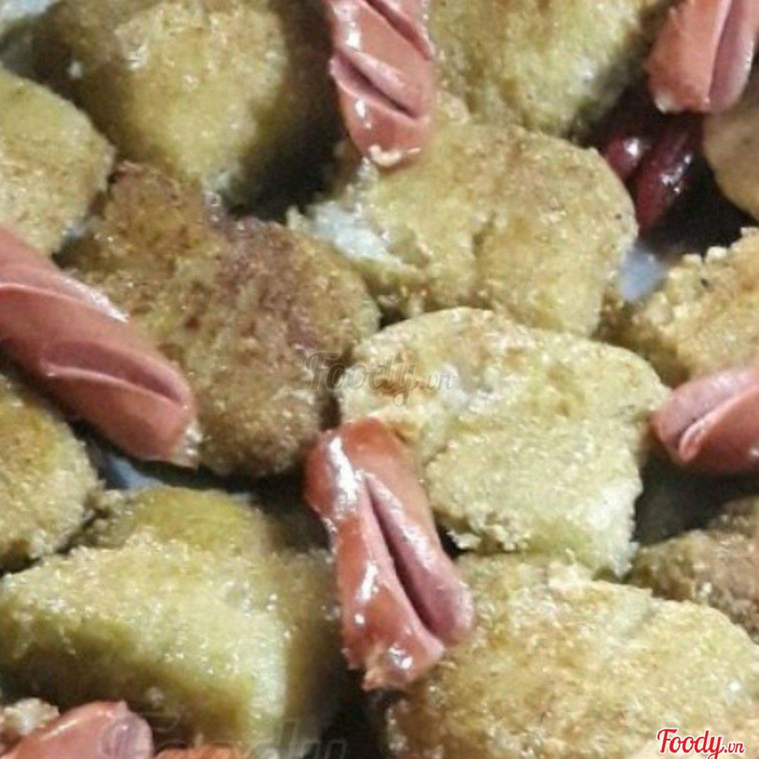 banh-chung-ca-vien-dua-gop