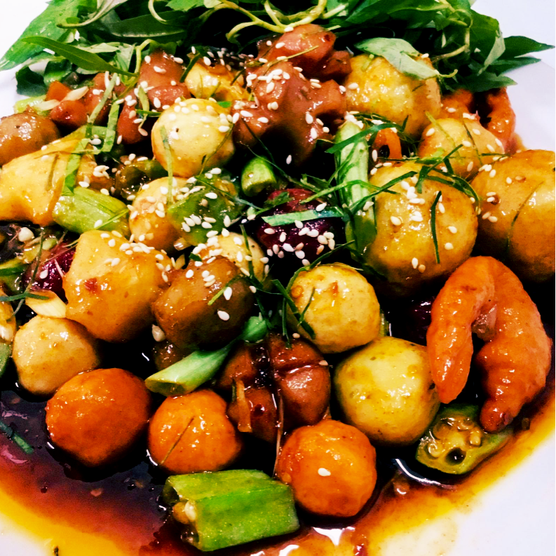 combo-ca-vien-sot-thai-tuy-chon-topping