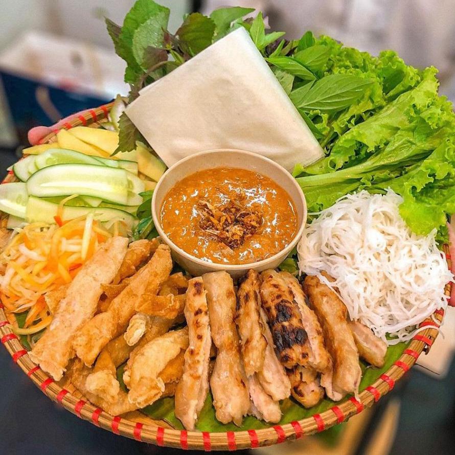 nem-nuong-nha-trang-xuat-vua