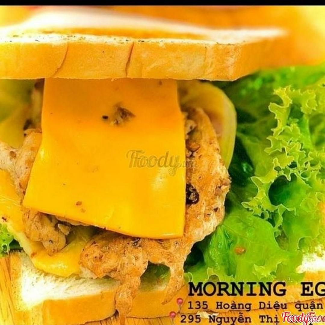 banh-sandwich-trung-pho-mai-ga-nuong-bo