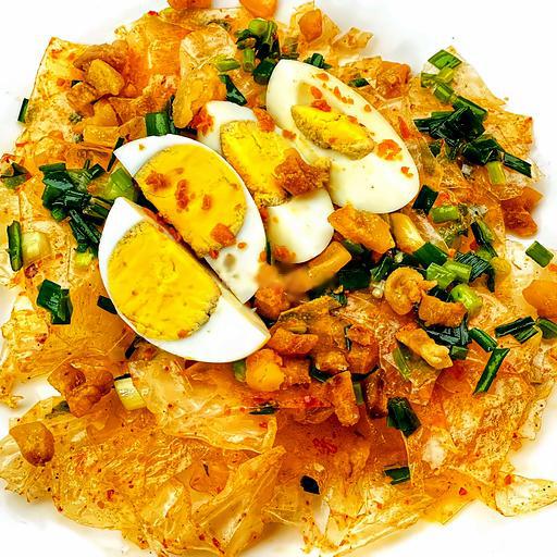 banh-trang-deo-sate-toi-top-mo-hanh-trung-ga