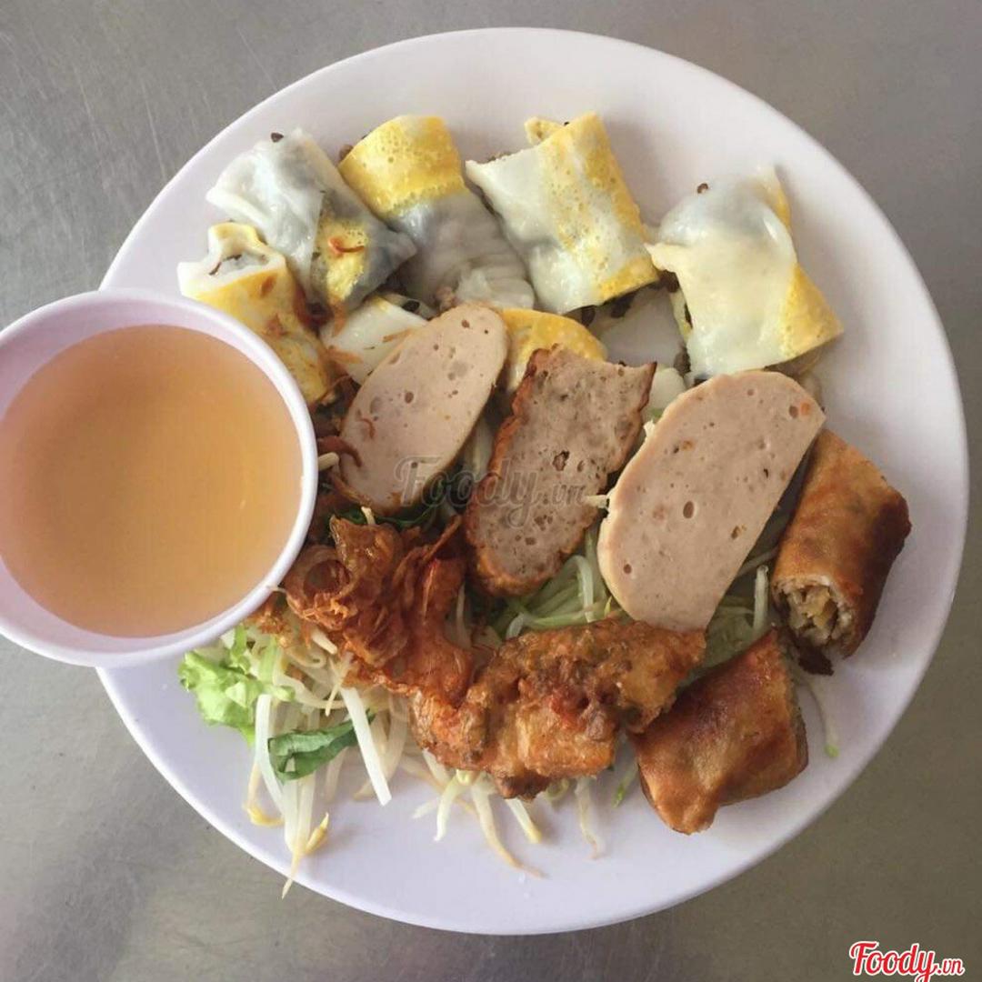 banh-uot-trung-ac-biet