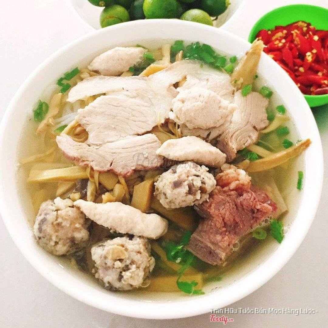 bun-suon-thit-mang-to