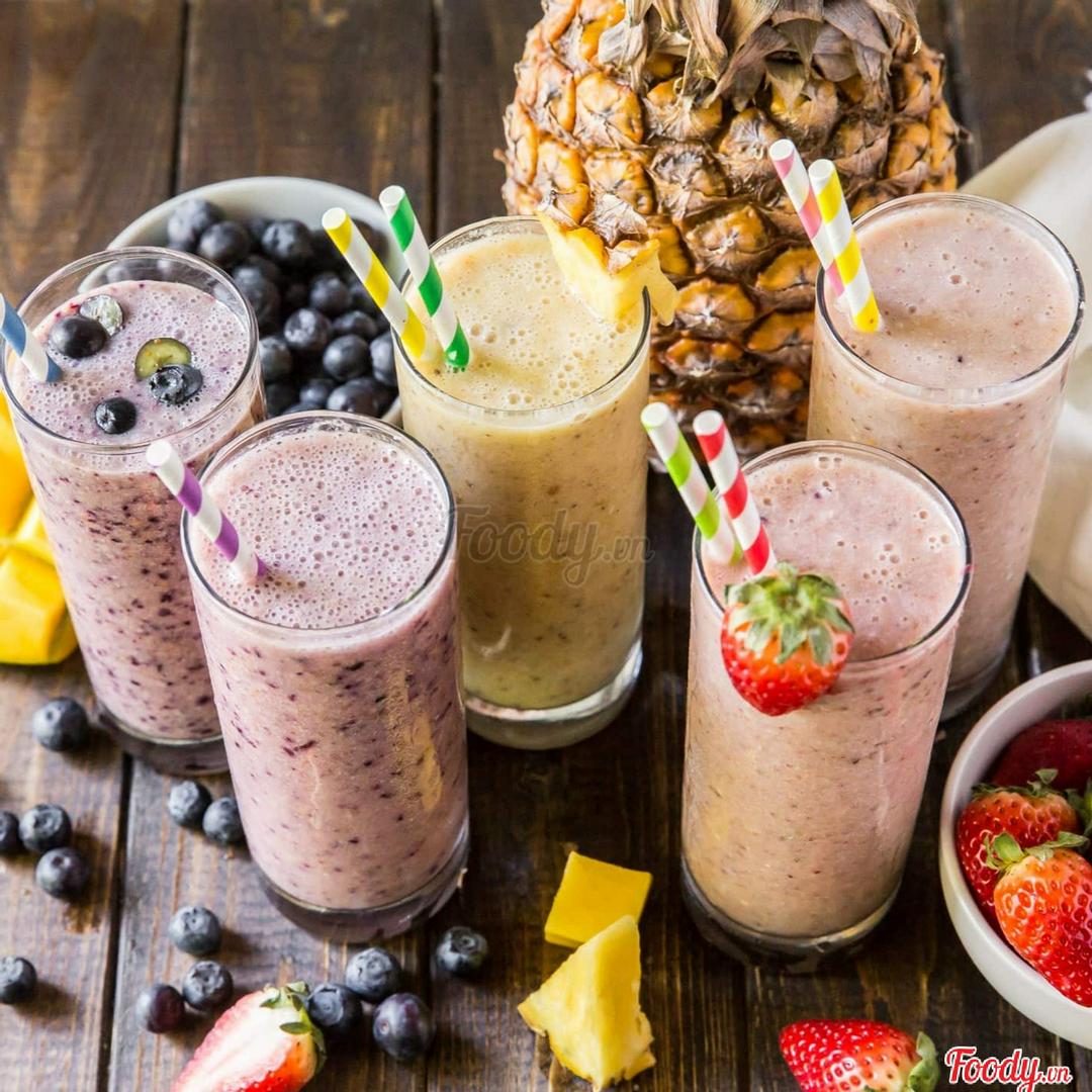 pineapple-smoothie