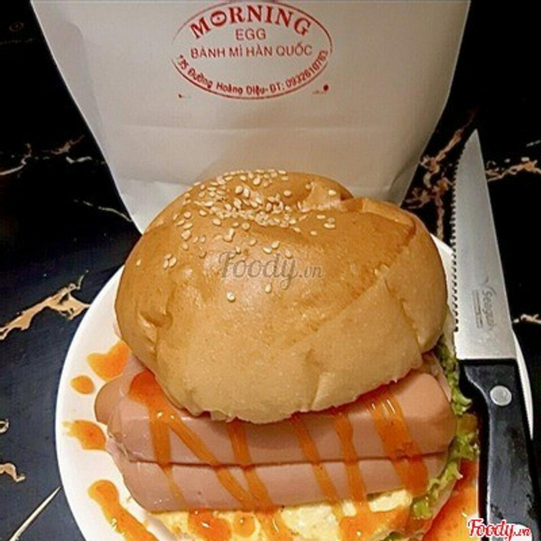 hamburger-xuc-xich-trung-pho-mai