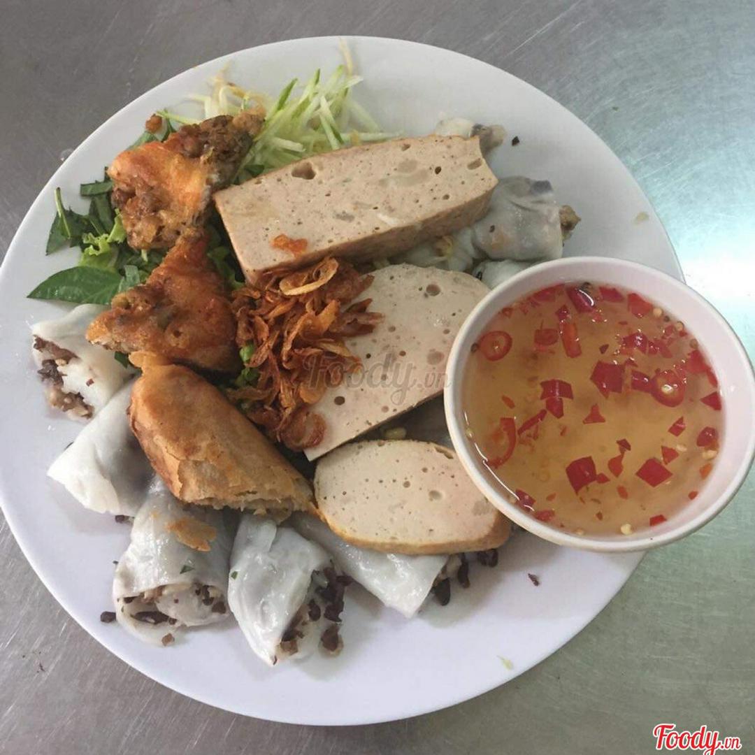 banh-cuon-nhan-nong-cha