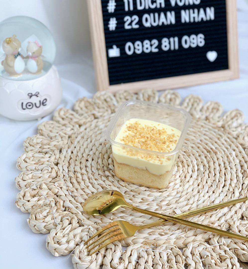 kem-truong-dua-nuong-hop-vuong-nho