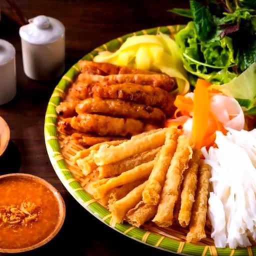 suat-nem-nuong-nha-trang