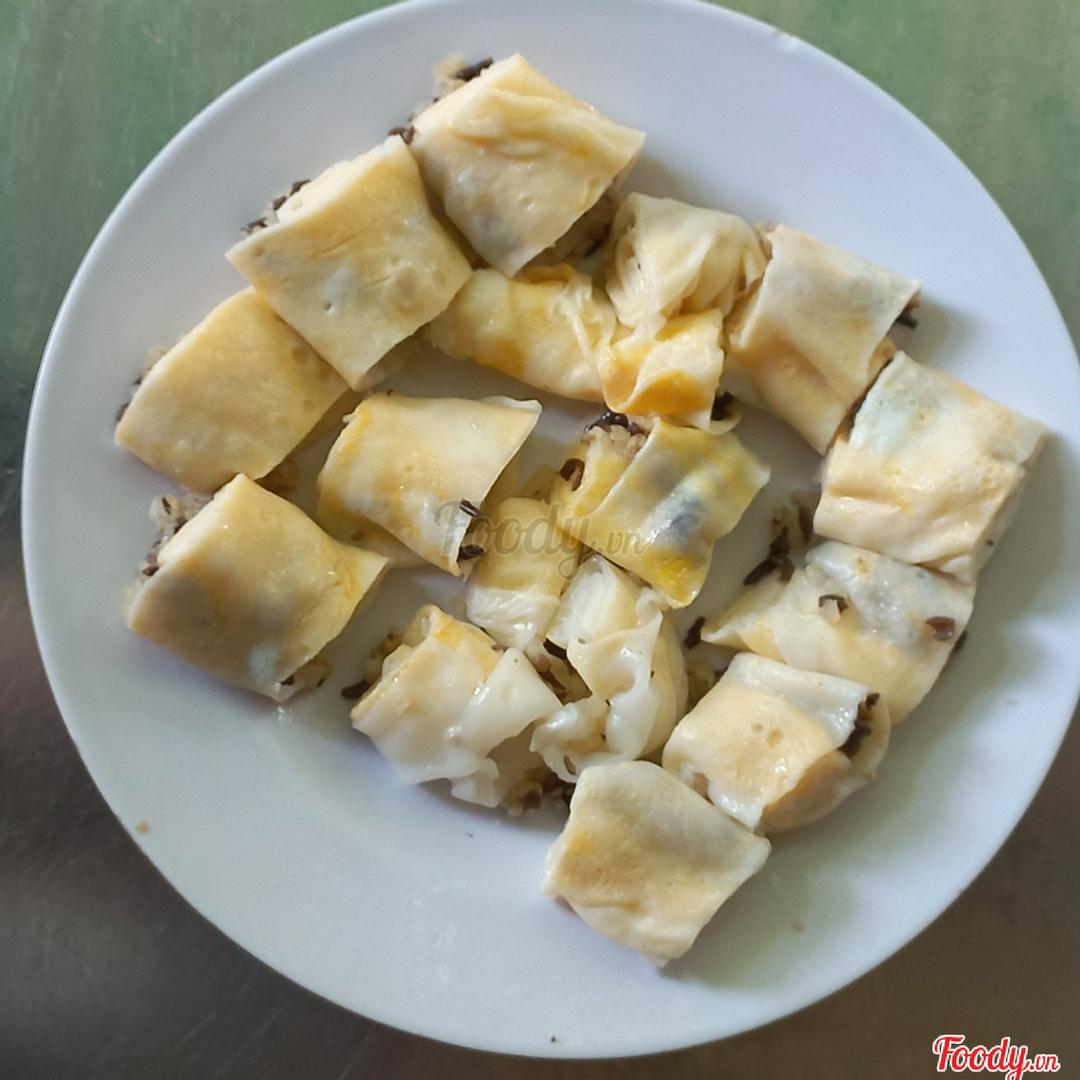 banh-cuon-trung-khong