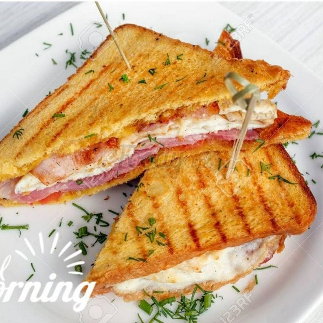 banh-trung-pho-mai-jambon-nuong-bo