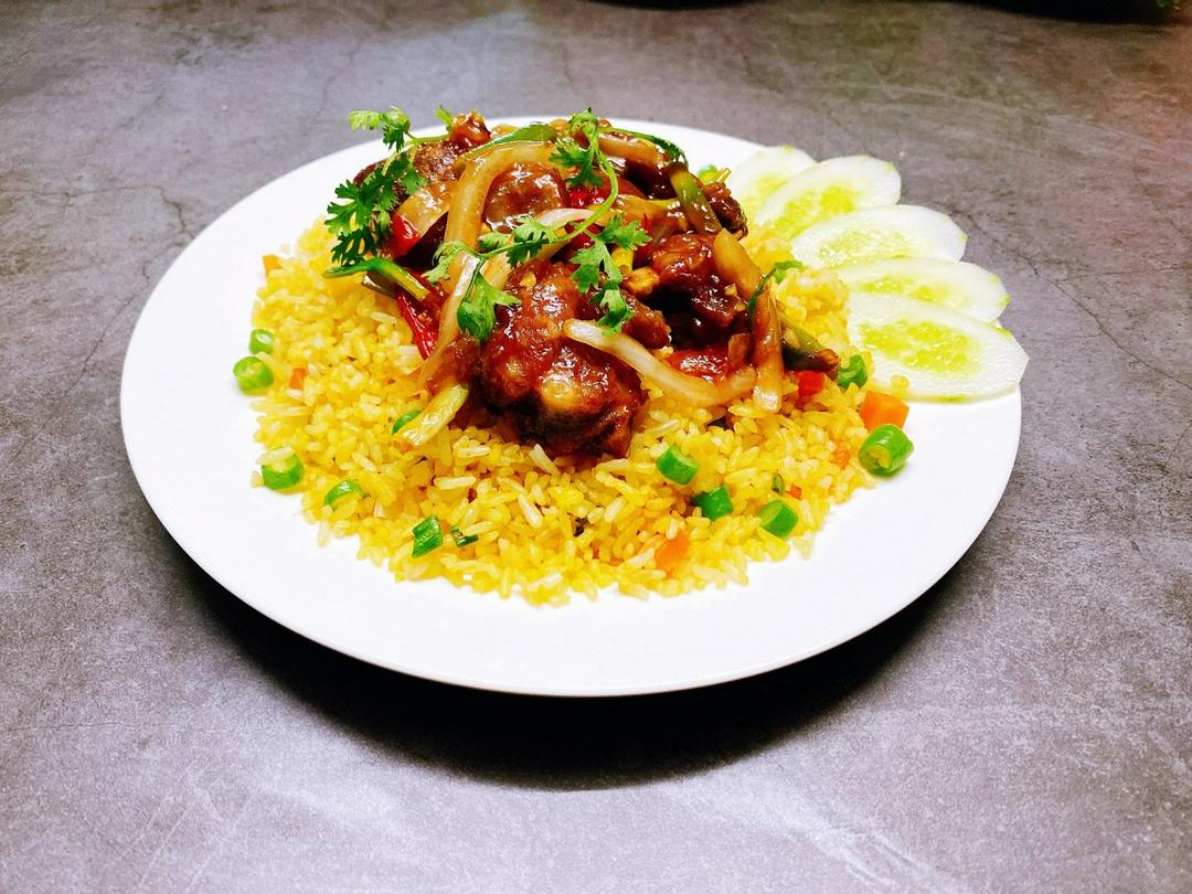 com-rang-suon-sot-chua-ngot