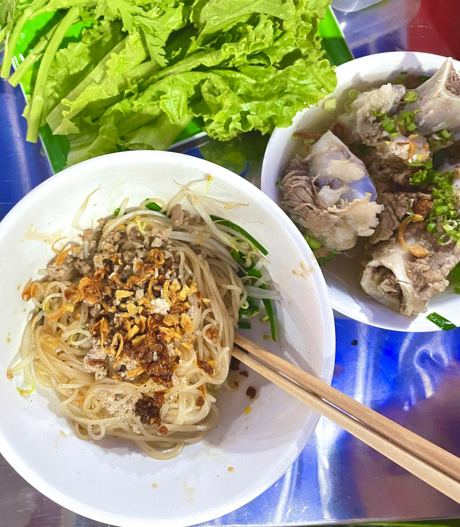 hu-tieu-kho-xi-quach-kho