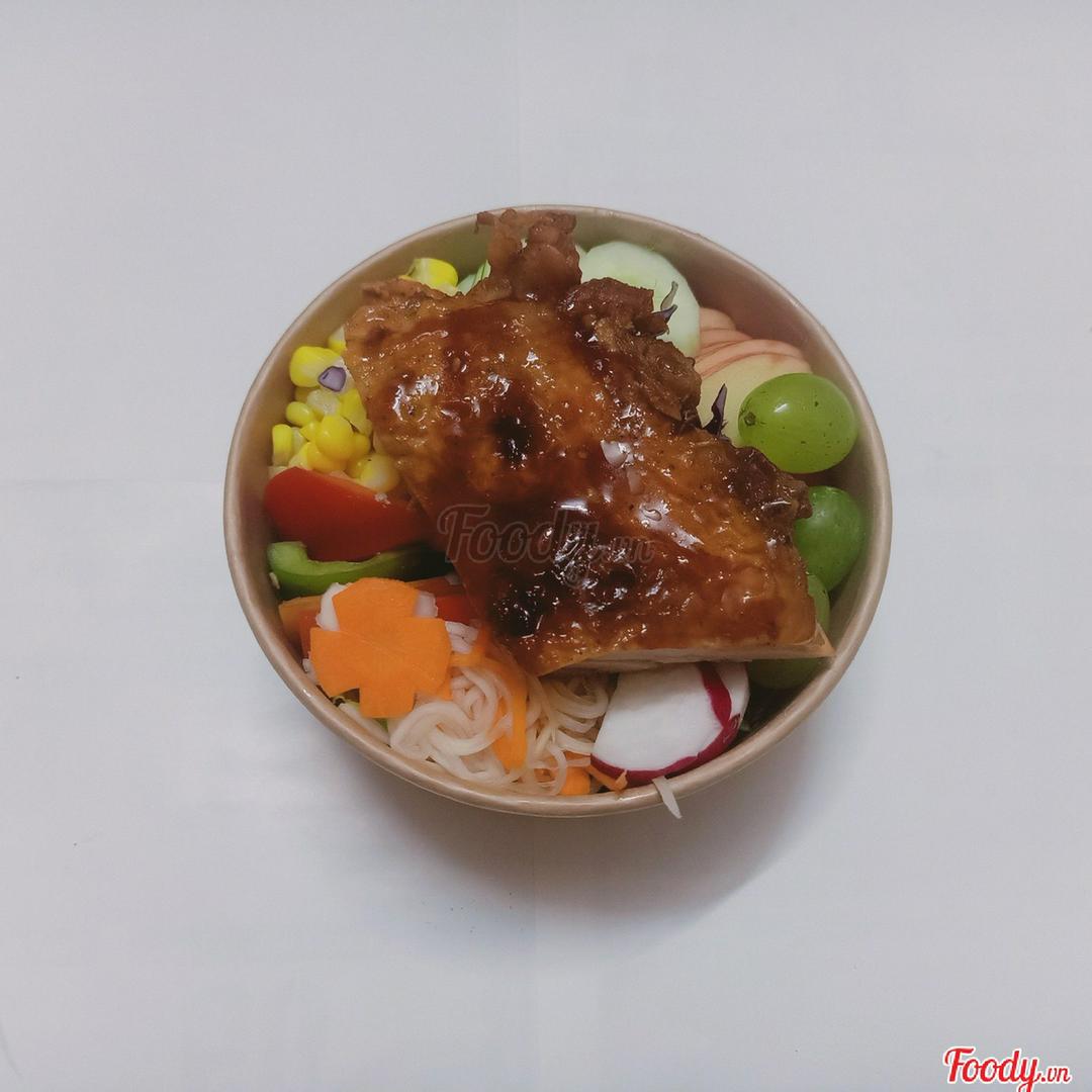 salad-ma-ui-ga-nuong-sot-mat-ong