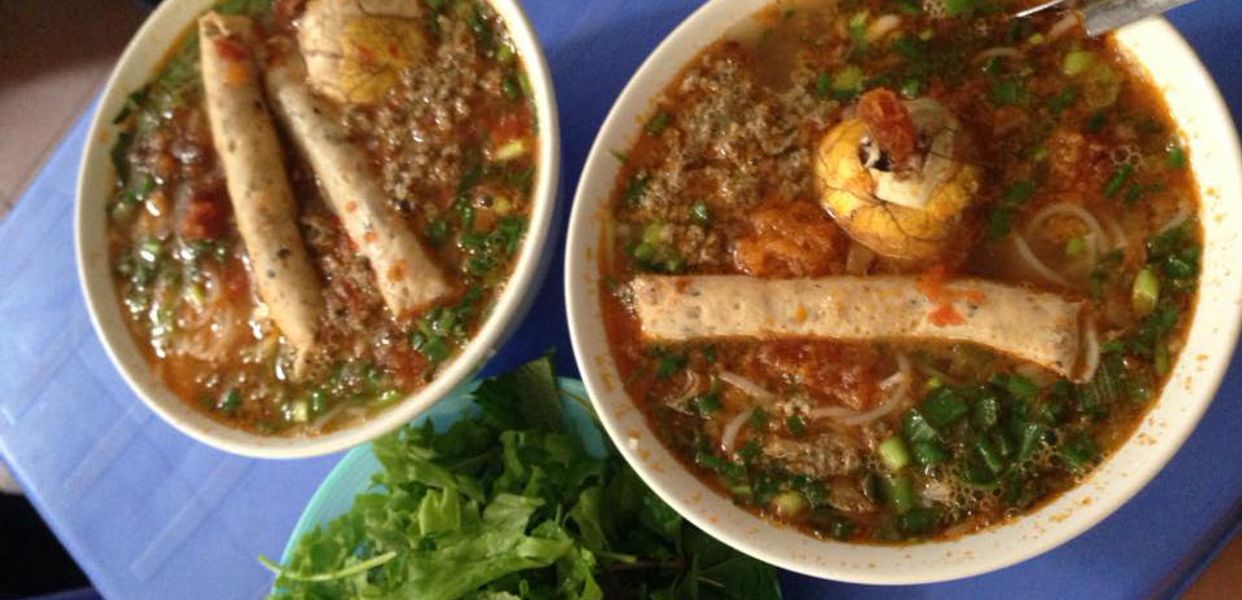 co-lua-bun-rieu-cua-huong-vien