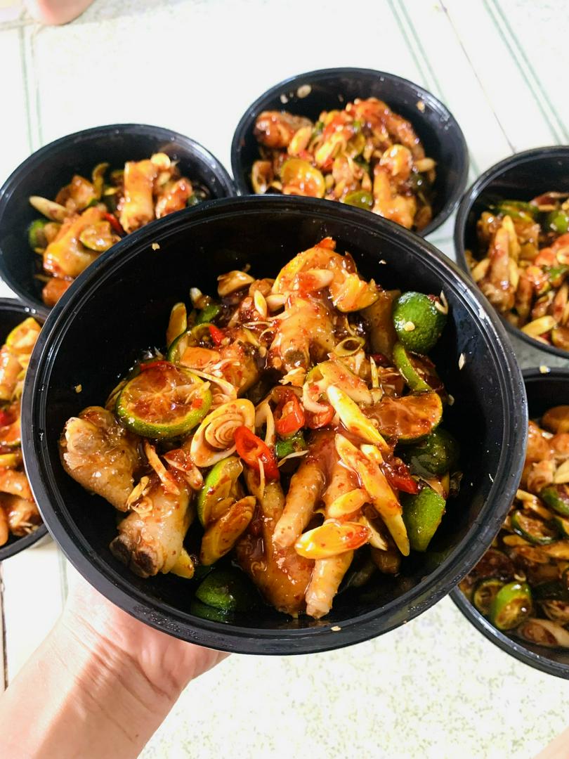 chan-ga-sot-thai-rut-xuong-sieu-cay