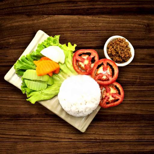 com-thit-chung-mam-tep-nuoc-uong