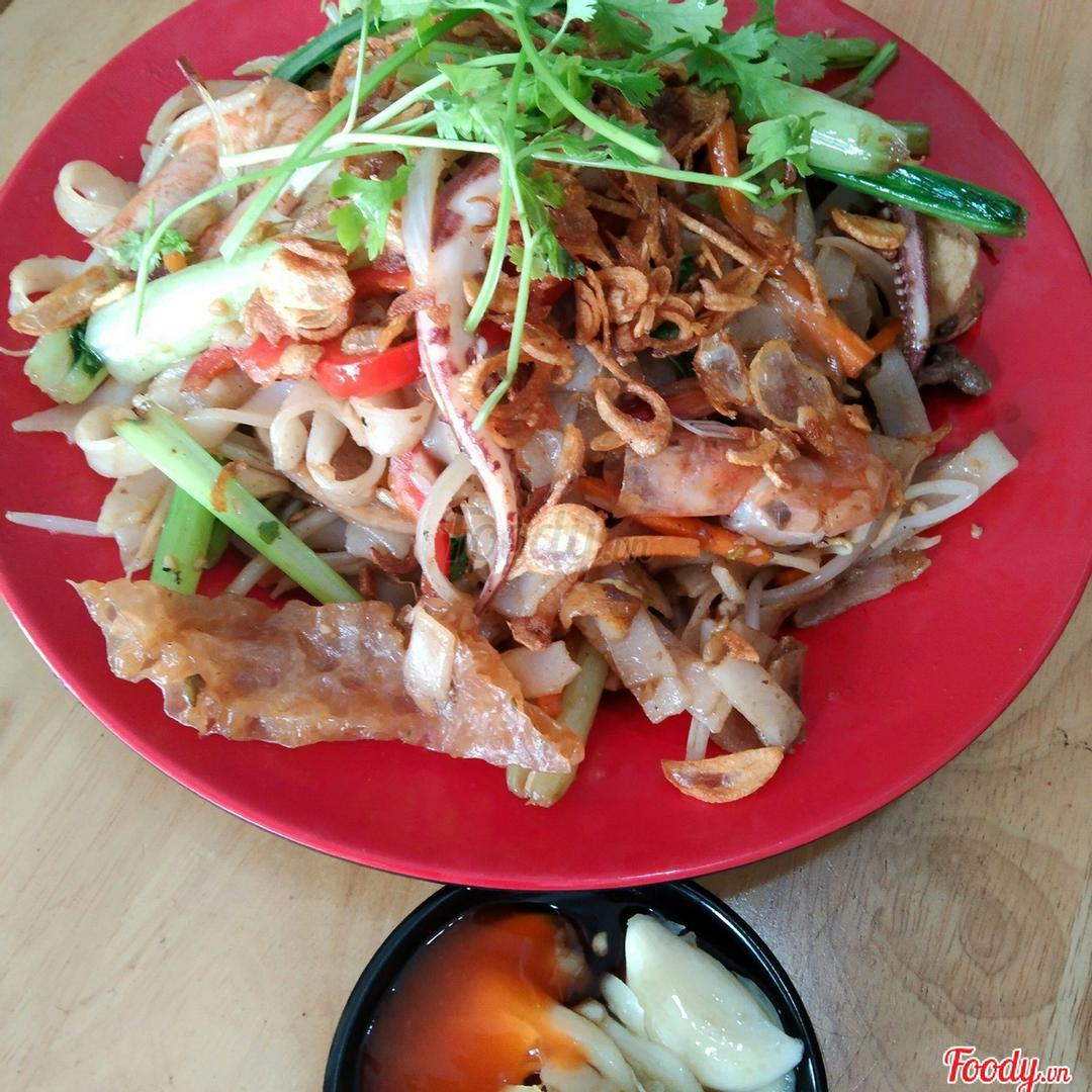 hu-tieu-mem-ap-chao-xao-thap-cam-xao-kho