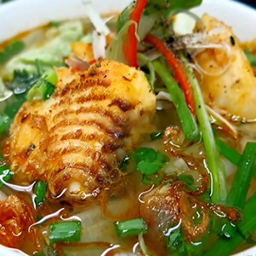 banh-canh-ca-loc-to-ac-biet