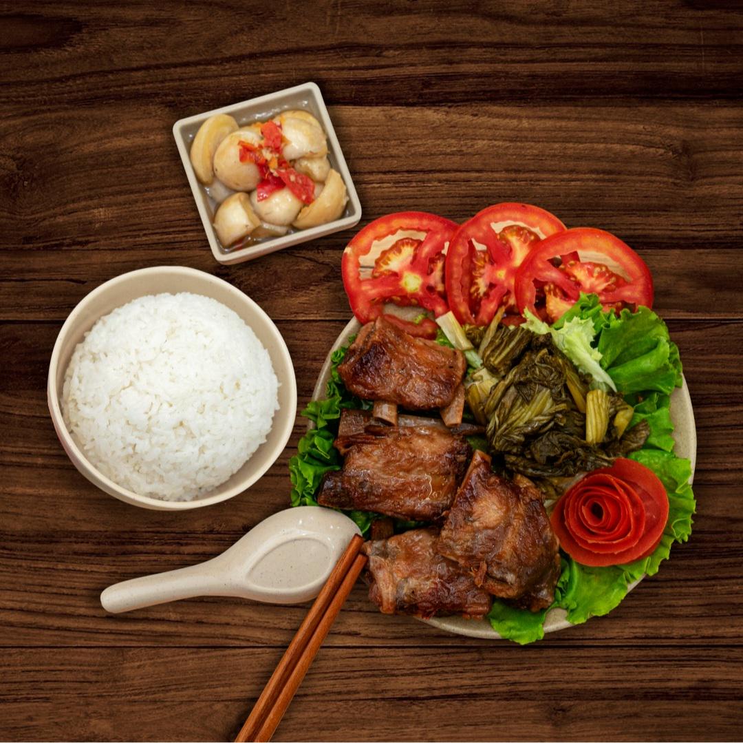 com-suon-sot-chua-ngot