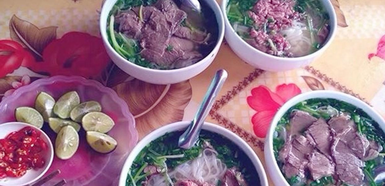 uc-thinh-com-va-pho-bo-ngo-gia-tu