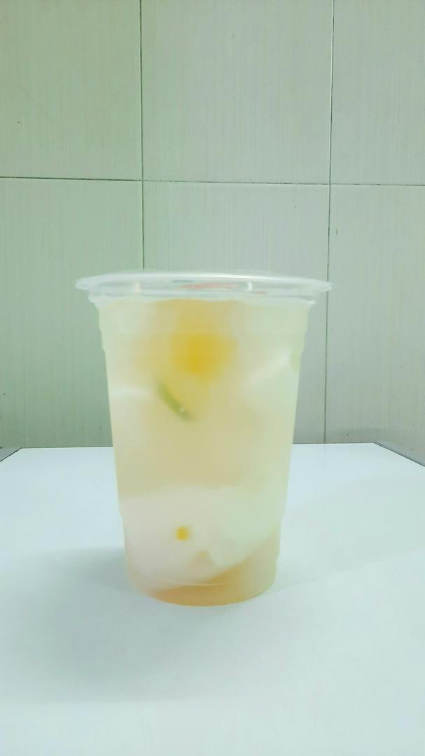 nuoc-dua-thom-ly-lon