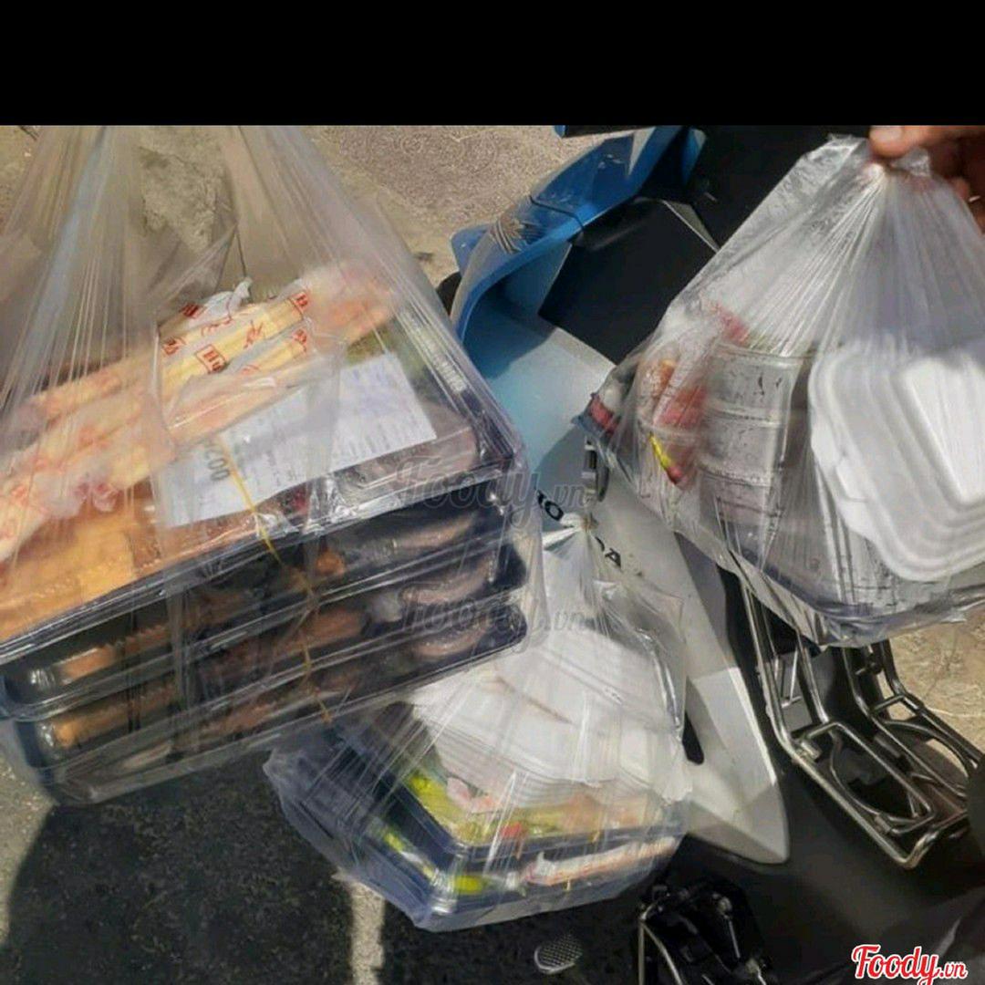 thap-cam-ac-biet-3nguoi-3-ly-coca