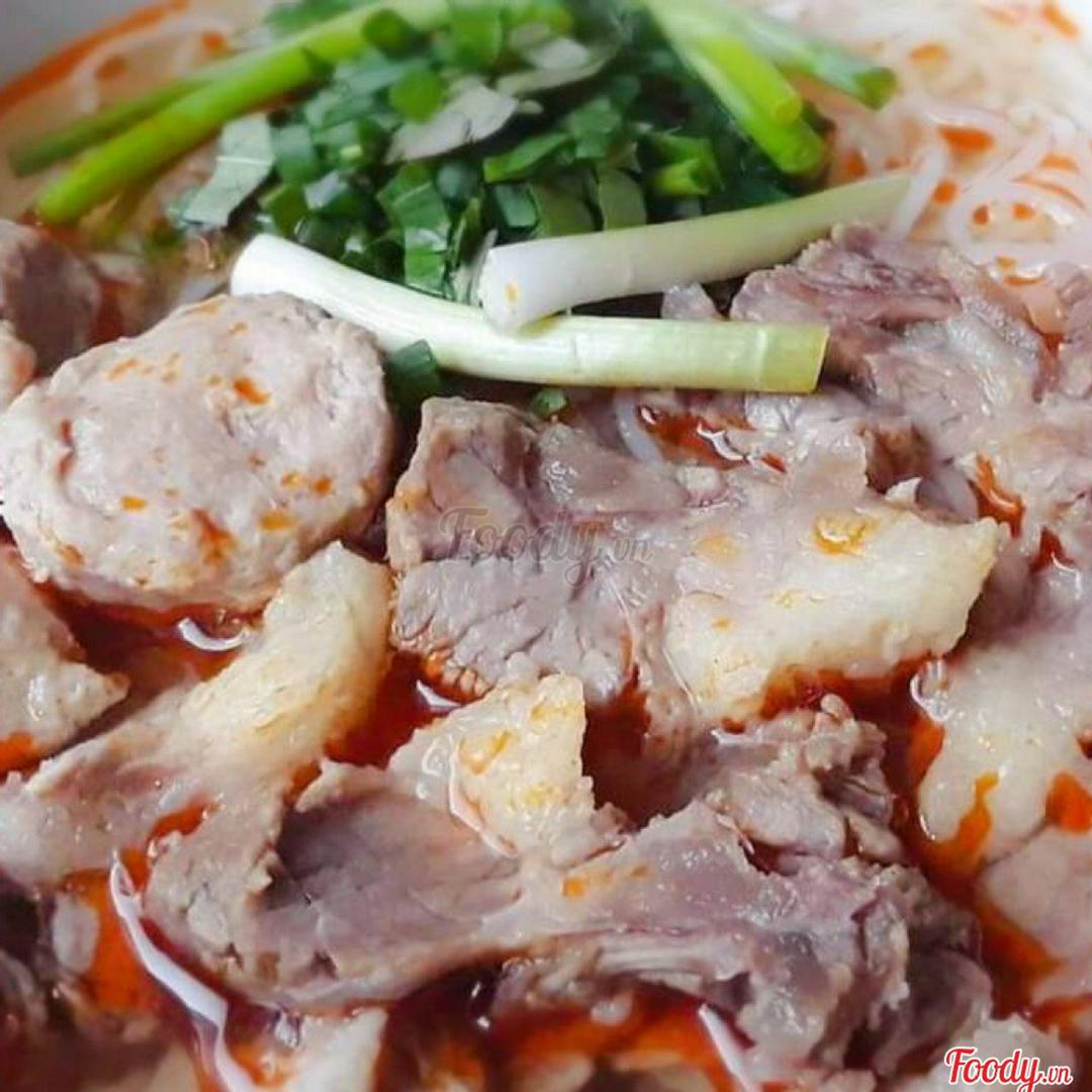 bun-bo-nam-gan-bo-vien