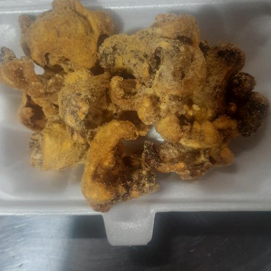 chan-ga-rut-xuong-trung-muoi