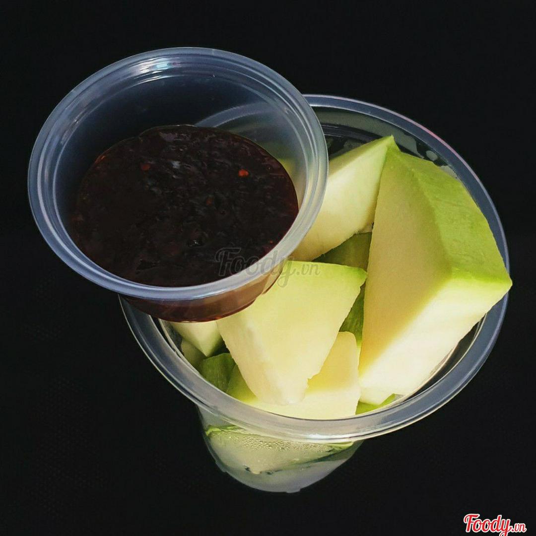 xoai-xanh-cham-mam-ruoc-tang-kem-muoi