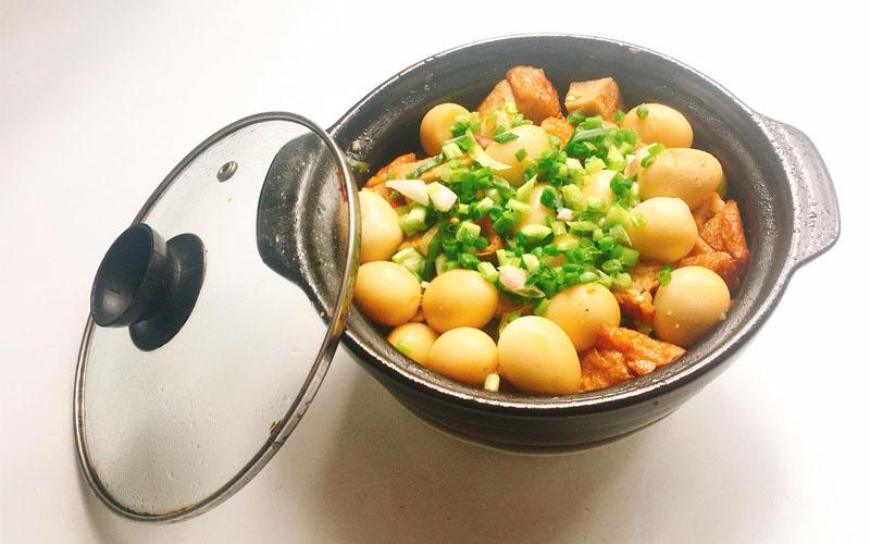 com-cha-ca-kho-trung-cut-canh