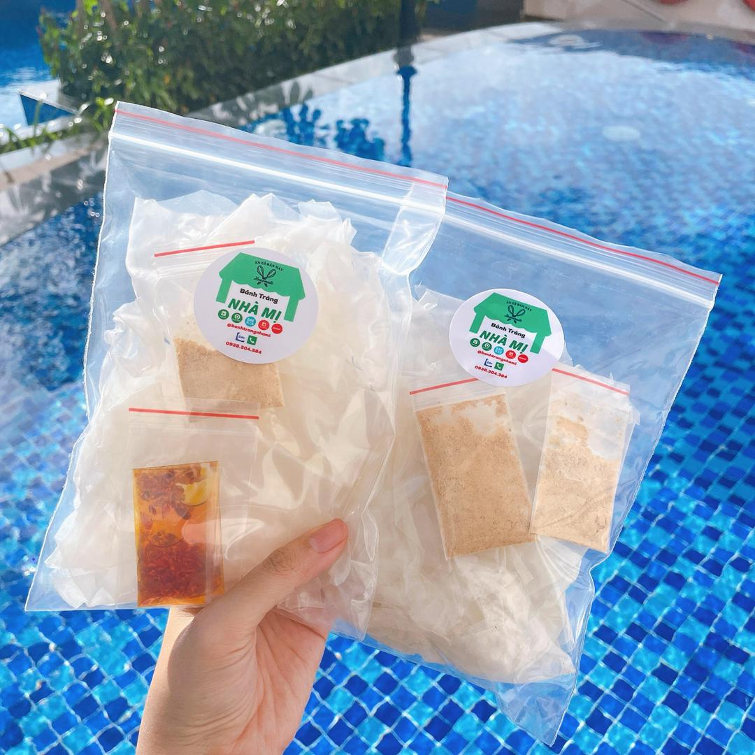 banh-trang-phoi-suong-muoi-hanh-rong-bien-sate