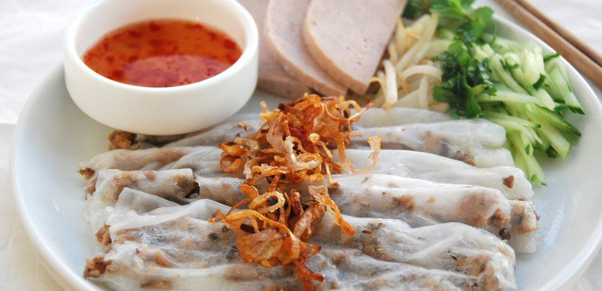 banh-cuon-nong-bun-au-met-bun-cha-vinh-hung