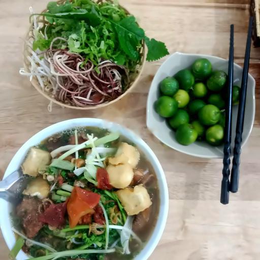 bun-rieu-gio-bo-trung