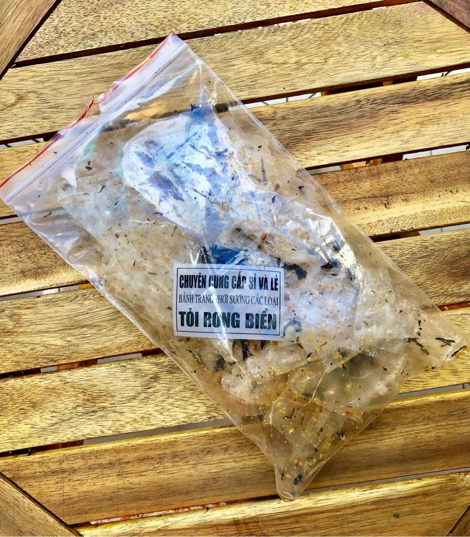 banh-trang-toi-rong-bien