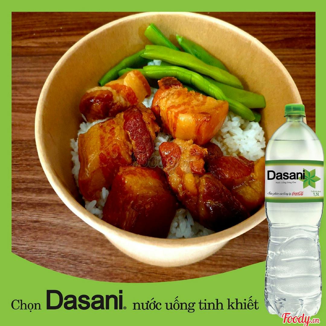 combo-com-thit-kho-dasani