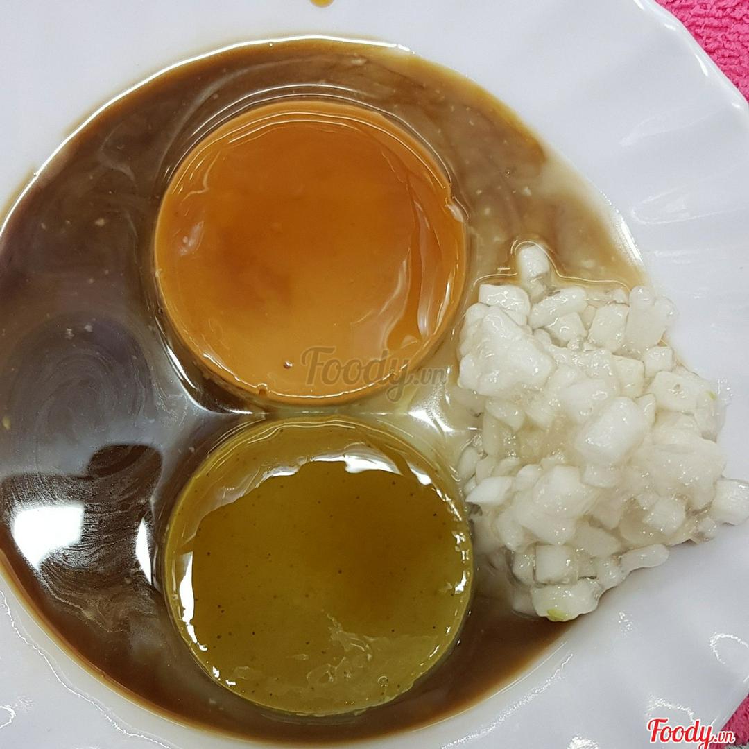 1-flan-truyen-thong-1-flan-tra-xanh