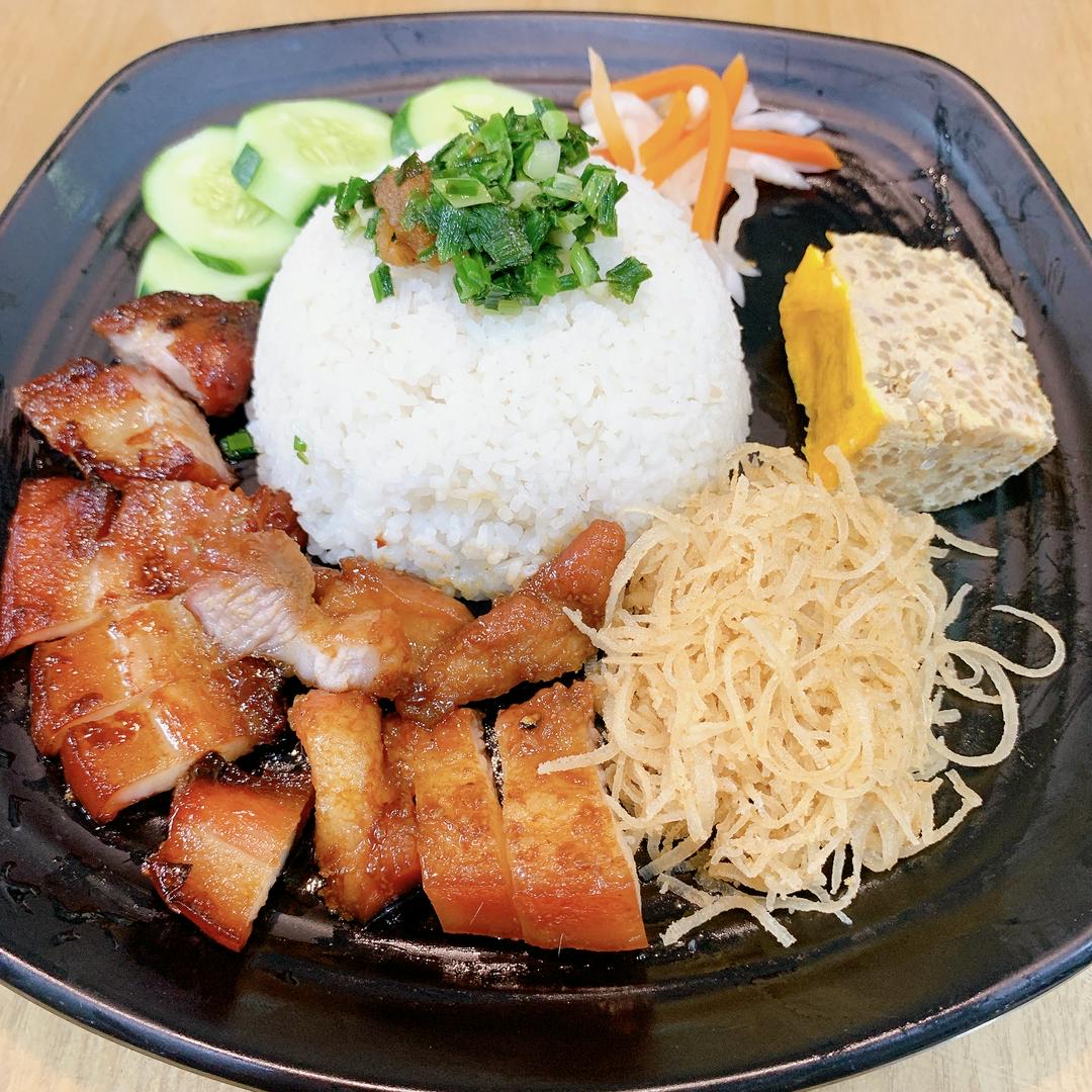 com-tam-nac-gion-bi-cha