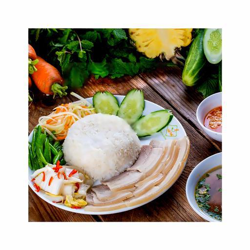 com-tam-thit-ba-chi-luoc